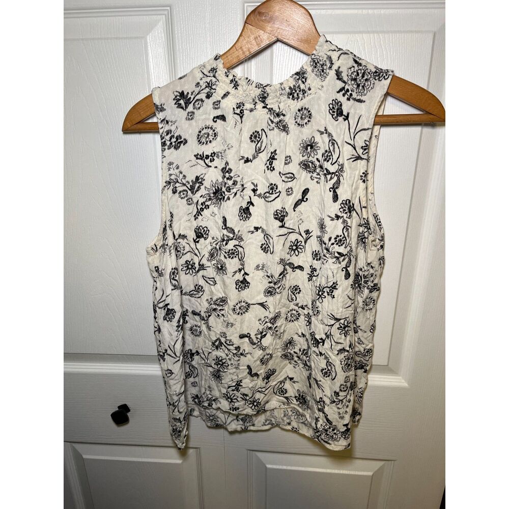 Maurices Floral Sleeveless Blouse XXL Cream Black Smocked Neck Top - Picture 1 of 3
